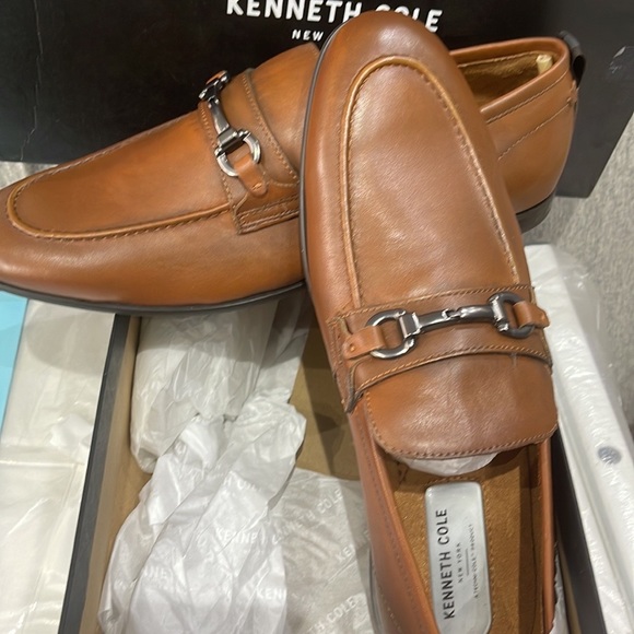 Kenneth Cole New York Other - Brand new Kenneth Cole Loafer Ortholite technology Cognac 11.5